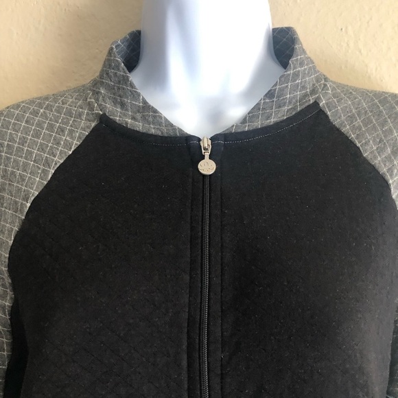 Beyond Yoga Quilted Colorblock Raglan Long Sleeves Jacket Size S - Picture 3 of 12